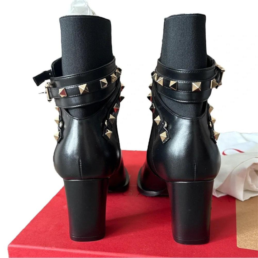 Valentino Rockstud Straps Block Heel Black Leather Ankle Booties Size 36 NWT - Picture 2 of 10